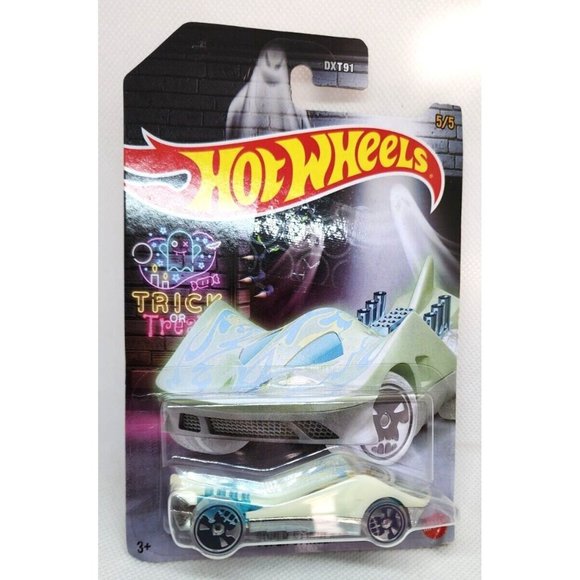 2009 Mattel Hot Wheels Trick Or Treat DXT91 Super Stinger Die-cast 1:64 Car - Picture 2 of 16